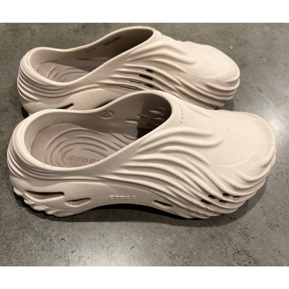 Crocs Echo Wave Men's Size 6 /Women Size 8 Summer Beach Slip On Shoe